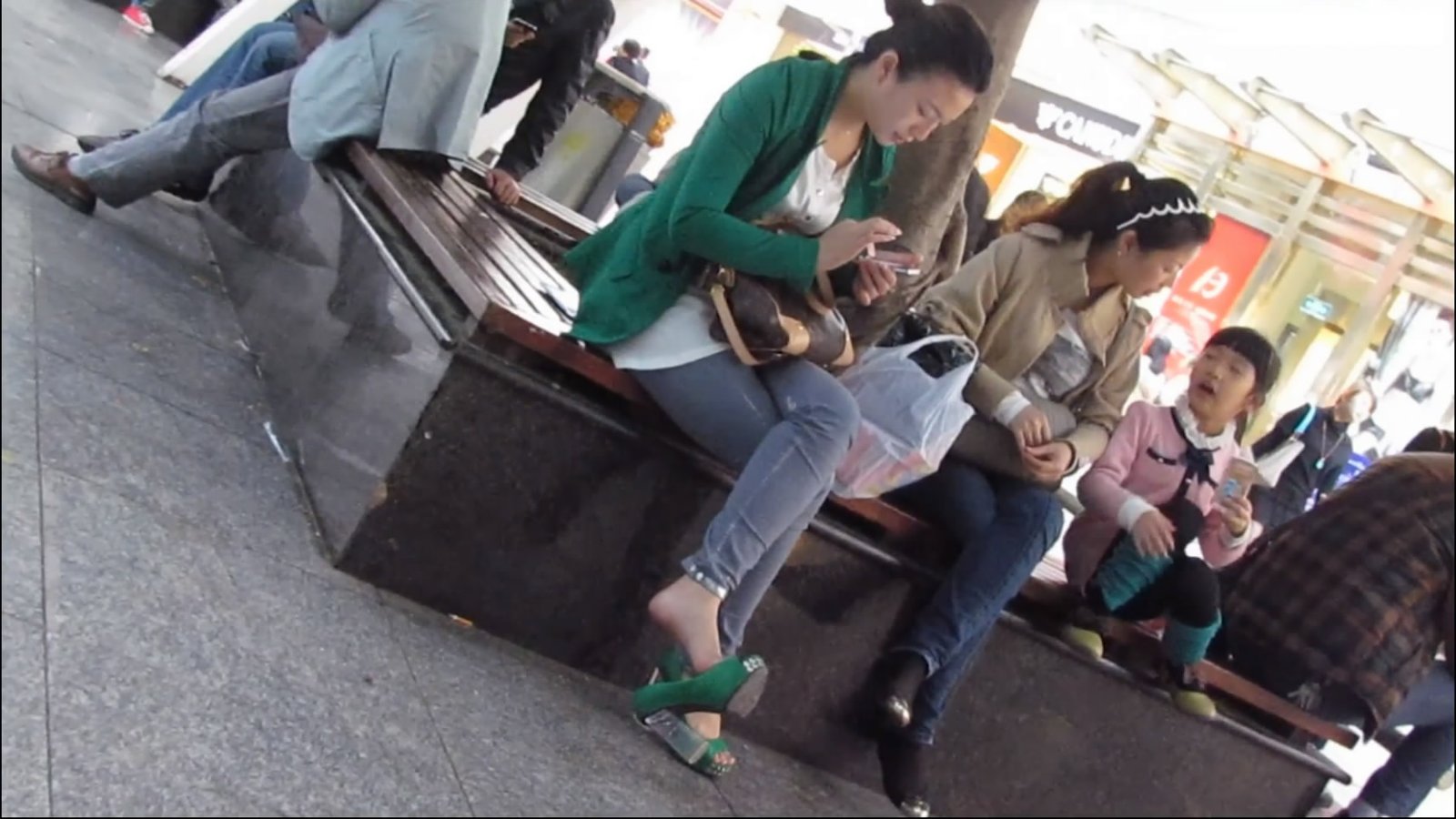 streetsnapdangl[00 01 24][20181126 233609 1]